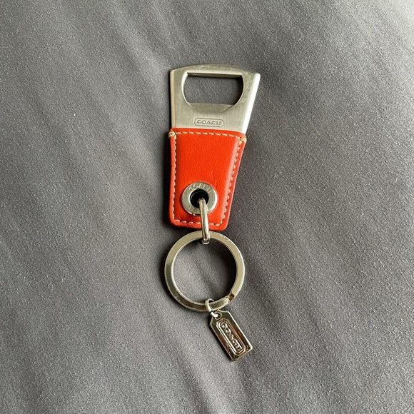 Coach bottle opener - Picture 2 of 2